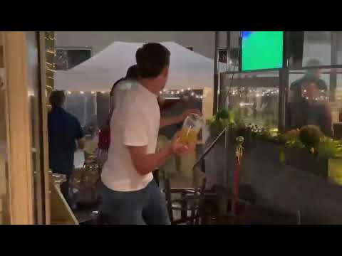 Frankfurt Fans Attacking West Ham Fans In A Bar Over In Germany| Frankfurt vs West Ham Highlights