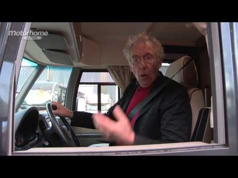 MHC S04E11 - NEW MODEL REVIEW Winnebago Via from Stingray RV