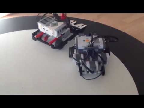 Mindstorms NXT vs EV3 sumo fight!