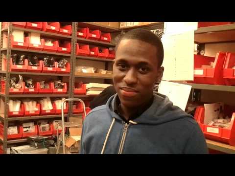 Ecally pale kaka de Aristide