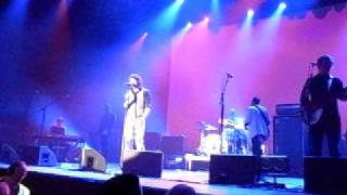 Jag vet vilken dy hon varit i.AVI