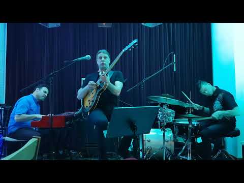 Bruno Mičetić trio - BLUES FOR P.G.