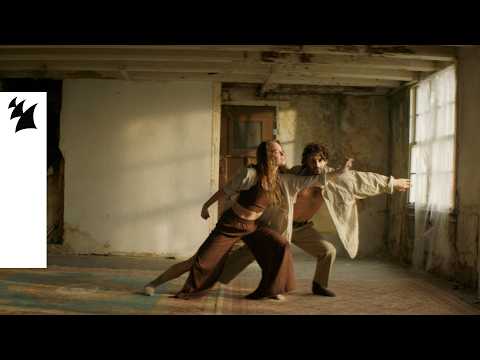 Video thumbnail for Dancin’ Alone