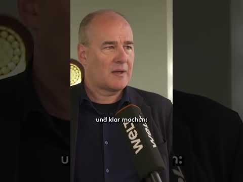 Video Thumbnail: ARBEITSPFLICHT FÜR JUNGE BÜRGERGELD-EMPFÄNGER: Wer nicht arbeitet, dem wird gekürzt #shorts