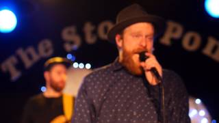 Alex Clare - Damn Your Eyes Live at The Stone Pony
