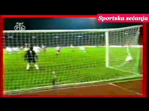 Siniša Mihajlović - Gol iz slobodnog udarca protiv Bajerna