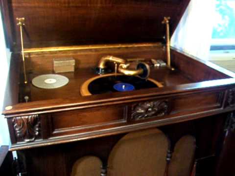 Just Friends - 1932 5 Minute Velvet Tone Record - Dick Robertson with Lloyd Keating & his Music