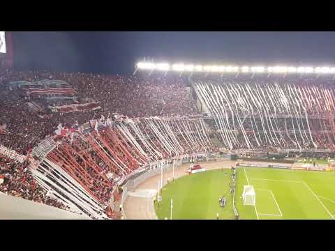 "AL ROJO LO COGEMO + RECIBIMIENTO! / River Plate vs Independiente / Copa Libertadores 2018" Barra: Los Borrachos del Tablón • Club: River Plate