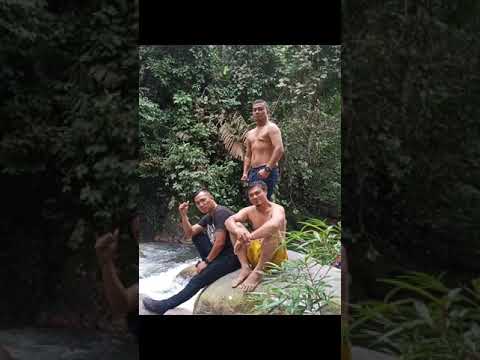 4 dara duduk di tepi sungai : SG:4team feat chikannoz crew