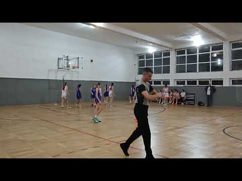JUNIORKE / 1. KOLO / KKŽ Radnički - ŽKK Karaburma 2/4 (10:16)