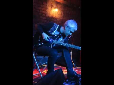 Robert Hampson at The Eagle Inn, 8th December 2016