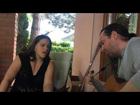 HALLOD-E, TE SZELIDECSKE? (Palya Bea & Bérczesi Robi)