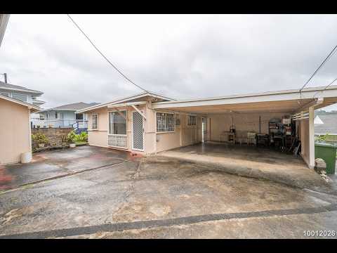 Charming Honolulu Cottage – 1 Bedroom with Secured Parking! property video