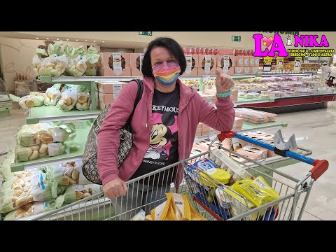 NEW EMPTY YOUR SHOPPING STILL FROM ESSELUNGA By Nika