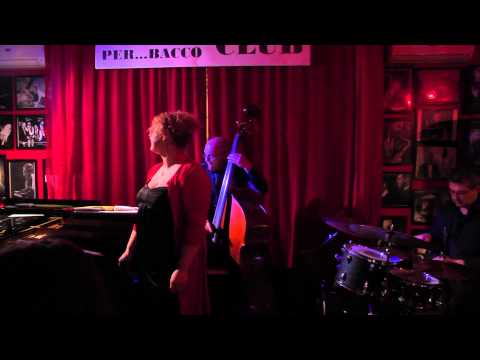 IN A SENTIMENTAL MOOD - DEE DEE JOY