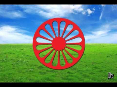 Zöld az erdő, zöld a hegy is ...