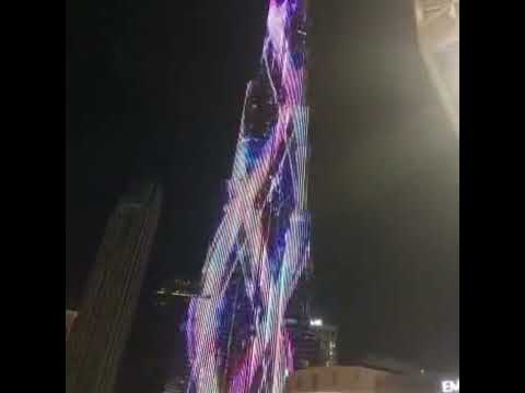 Dubai - Evening light show in Burj Khalifa,
