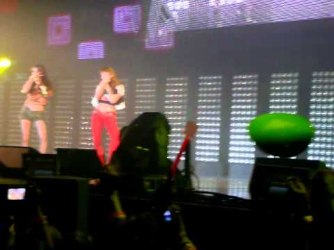 110611 SMTOWN in PARIS - Krystal and Jessica