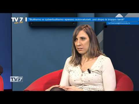 Tv7 con Voi del 13/2/2017 - Bullismo e cyberbullismo (1 di 3)