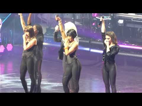 CHER - The Shoop Shoop Song (It`s in His Kiss - Betty Everett) Live 5. October 2019 Cologne, Germany