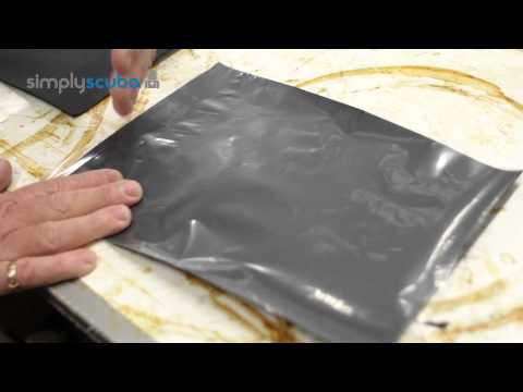 What is a trilaminate drysuit - www.simplyscuba.com