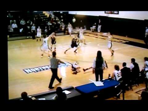 Girl's crossover breaks 4 ankles