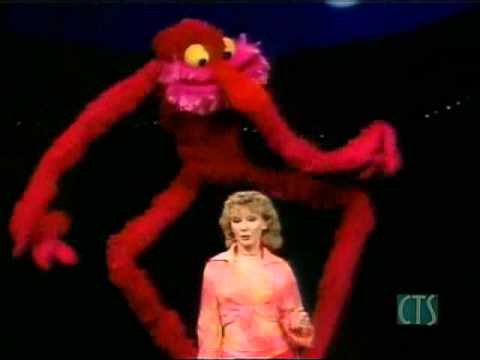 Muppets - Petula Clark - The Boy from Ipanema