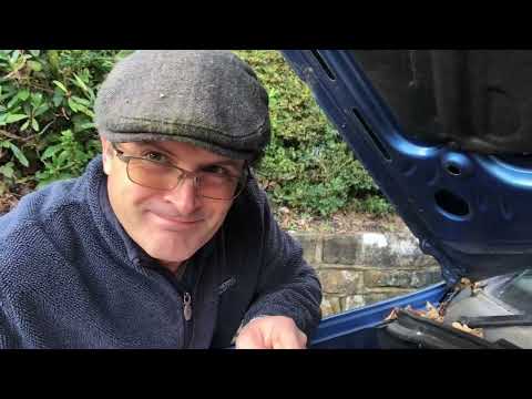 Checking the Automatic Transmission Fluid Level on the Mercedes - SLK R170 Restoration Video 34