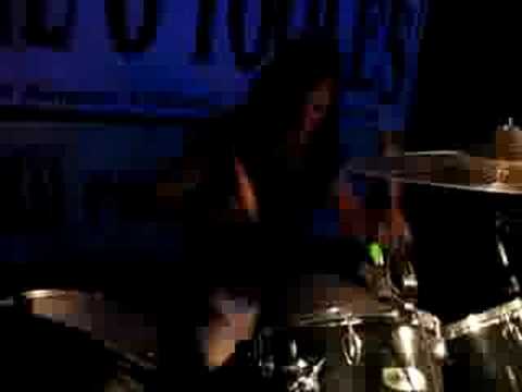 Six Ounce Gloves - Lee the Drummer - Drum Solo