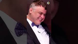 MADRUGUINHA NÃO CONSEGUE FALAR E FAZ TODO MUNDO CAIR NA RISADA #shorts