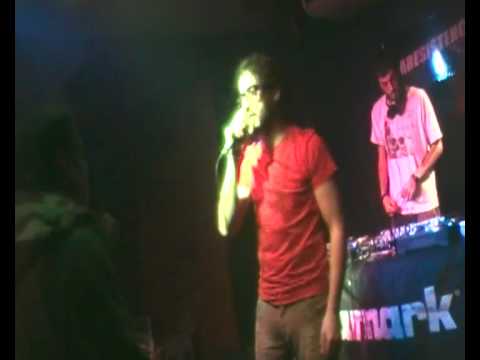 LA RESISTENCIA Dr WANCHE & AfricannaInternazionall Crew L'Hospitalet de Llobregat 9-01-10