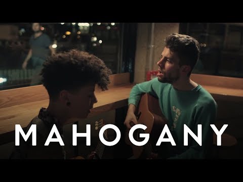 Peter and Kerry - Cirque | Mahogany Session