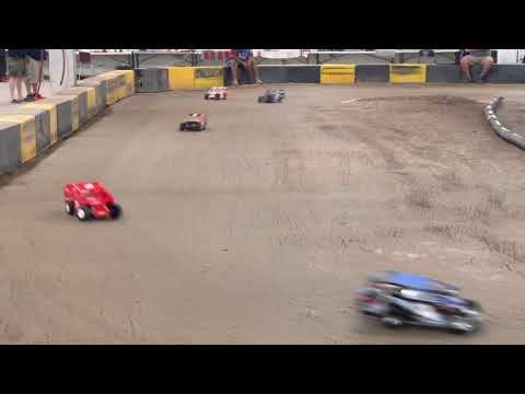 Mudboss 12t A main @ Underground Rc July 3rd 2022