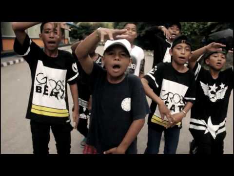 768 - Haters Sampah (Official Music Video)