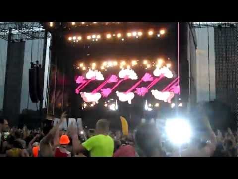 Electric Zoo Day 2 2012 Dada Life - Fight For Your Right to Party (Knife Party Remix)