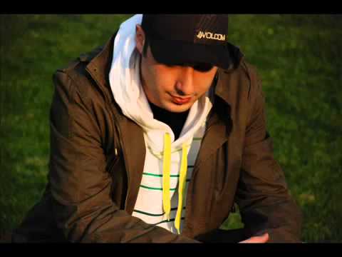 Sansar Salvo   Negatif Elektrik feat  Gencay Kaya,Xir Gökdeniz