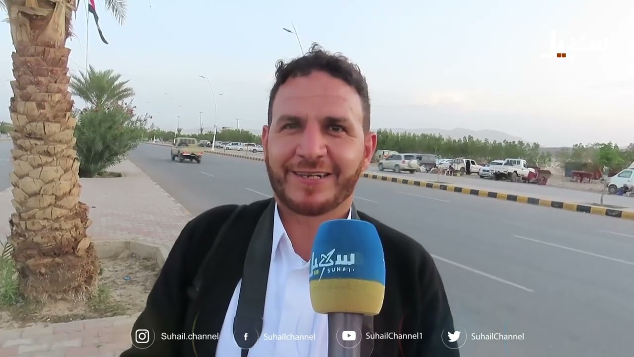 مصور يوثق ملامح الفرح العيدي بمأرب