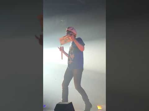 181021 WINNER - 사치 (Luxury) #WINNER2018EVERYWHERETOURinBKK