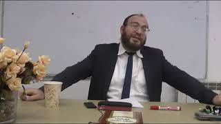 הרבעדיאל שפיגל- מי רוצה משיח ביסוס האמונה חלק ג  שיעור פיצוץ (הרב עדיאל שפיגל) - התמונה מוצגת ישירות מתוך אתר האינטרנט יוטיוב. זכויות היוצרים בתמונה שייכות ליוצרה. קישור קרדיט למקור התוכן נמצא בתוך דף הסרטון