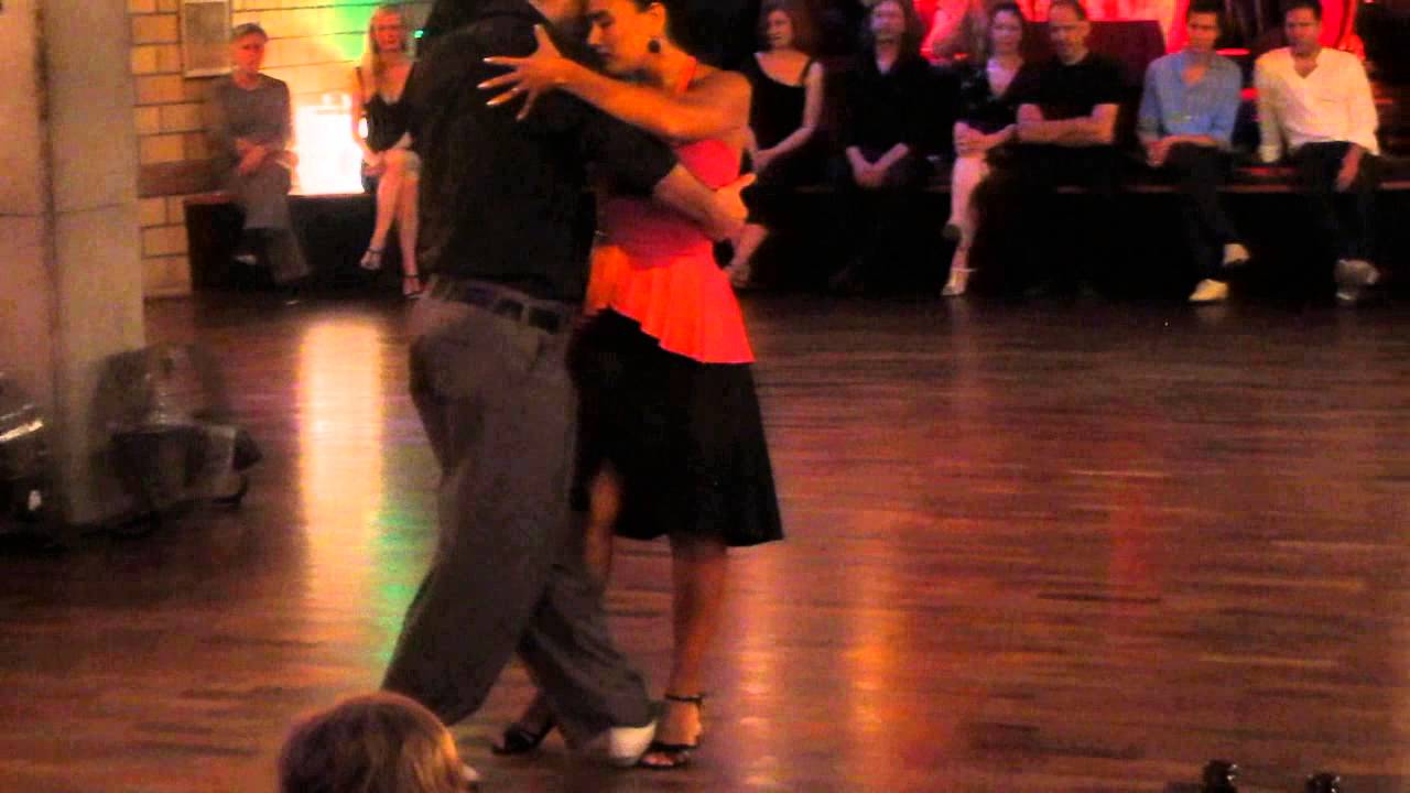 Video thumbnail for Corina Herrera & Pablo Rodriguez 12.12 in Milonga Noche de Garufa, Zürich _1