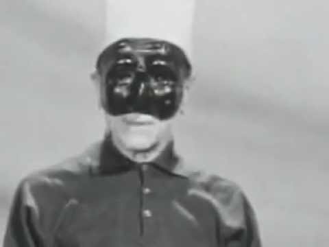 Eduardo De Filippo in  l'arte  di Pulcinella.