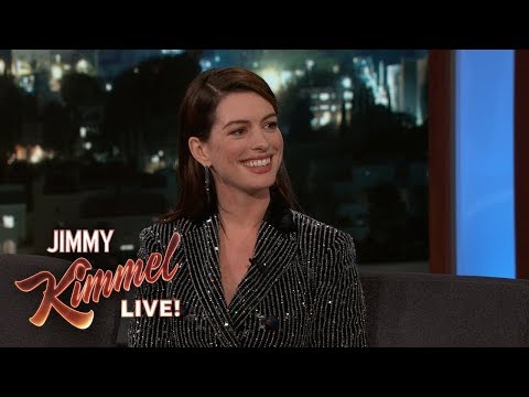 download lagu mp3 mp4 Anne Hathaway Headshot, download lagu Anne Hathaway Headshot gratis, unduh video klip Anne Hathaway Headshot