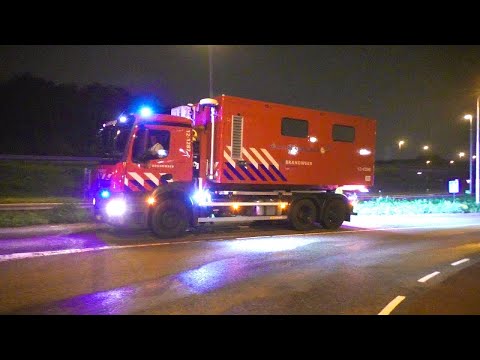 Brandweer met Spoed naar een Zeer grote brand in Halfweg aan de Haarlemmerstraatweg