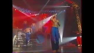 Worlds apart; future tour; Everlasting love et Je te donne.wmv