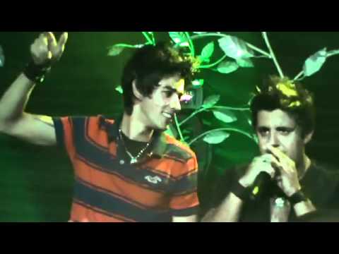 Cristiano Araújo ft. Gusttavo Lima - É Fato (Santa Fé - Ao Vivo)