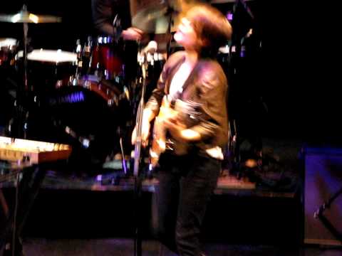 6/21 Tegan & Sara - Hell (New Ver.) + Bangers/Metalheads @ Grand Theatre, Calgary, AB 7/08/11