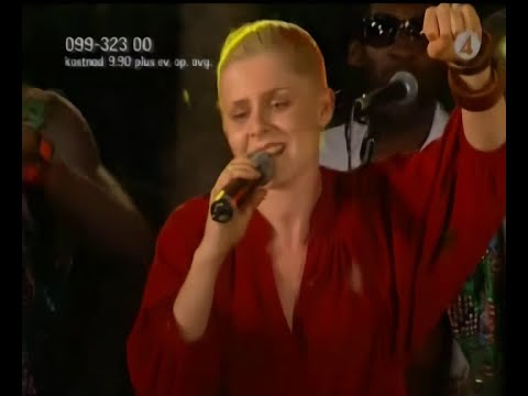 Laleh, Darin + Robyn - One Love (Faddergalan 2005) Upscaled