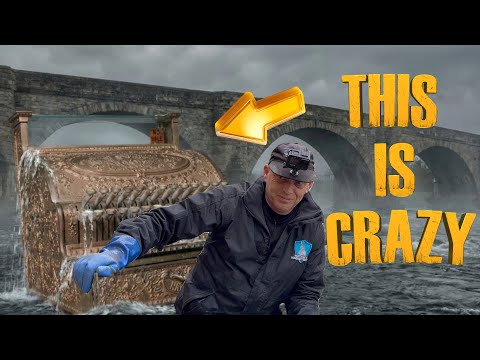 ABSOLUTELY CRAZY Find Magnet Fishing The Thames