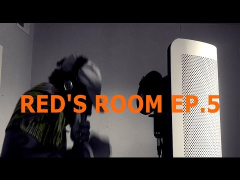 KING RED FREESTYLES OVER 3 OLD SCHOOL BEATS (RED'S ROOM 5)