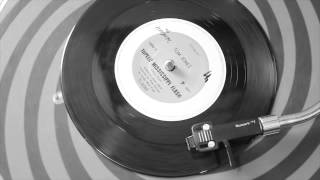 Tom Jones Tupelo-Mississipi Flash